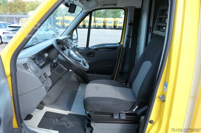 Boxvogn iveco Daily 35 S11 C30C KURZ AUTOMATIK KAMERA Regale LUFT DURCHGANG EURO-5 CoC