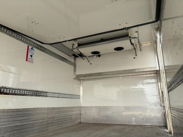 冷藏/冷冻运输 Renault Midlum 220 DXI + CARRIER 850 supra + EURO 5 + l...