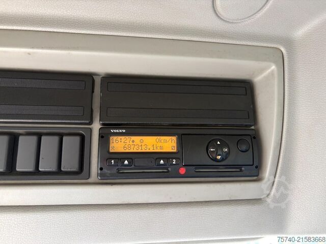 Транспортиране в хладилник/замразено Volvo FL 240 + THERMO KING + CHEREAU + EURO 5 + LIFT