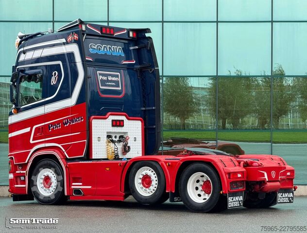 Standard tractor unit SCANIA S520 V8 NGS FULL OPTIONS RETARDER 2x TANKS SPECI