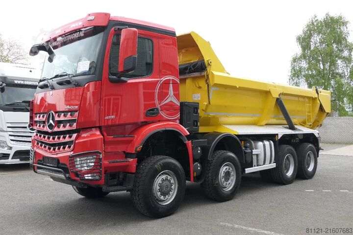덤프 트럭 Mercedes-Benz Arocs 4151 | 8X6 | Voith Retarder | 263807Km | ...