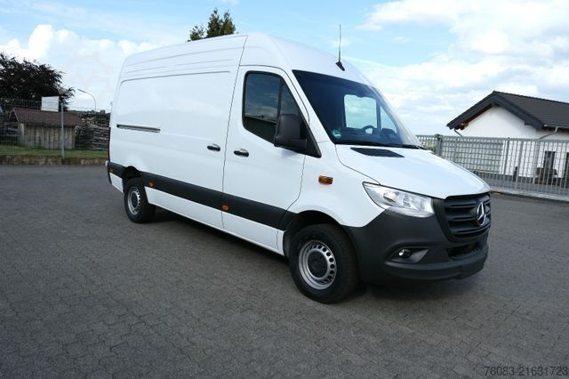 Xe van mui cao MERCEDES-BENZ Sprinter 317 CDI L2H2 Klima Navi 9G-Tronik MOPF