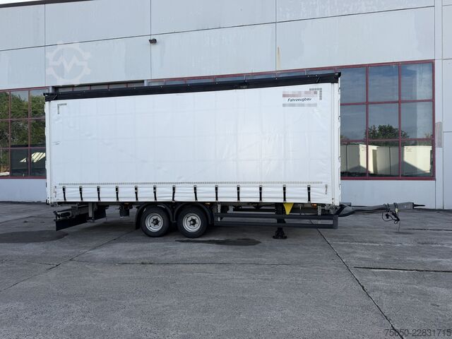 敞篷篷布挂车 Möslein TPW 105 D  Tandem- Planenanhänger