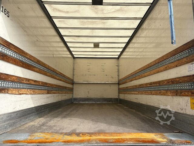 куфар Iveco Eurocargo 120E21 + LOADLIFT 2200 KG + 12 T + EU...