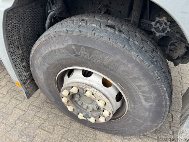 Standardowy ciągnik siodłowy MERCEDES-BENZ Actros 1846 4x2 Euro 5 Retarder Kipphydraulik