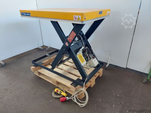 Hydraulisk saxlyftbord AURAMO-BOLZONI A 110E 010222 N