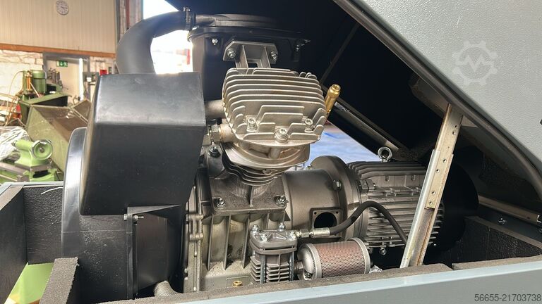 מדחס בוכנה Atlas Copco LT 7-30UV BM