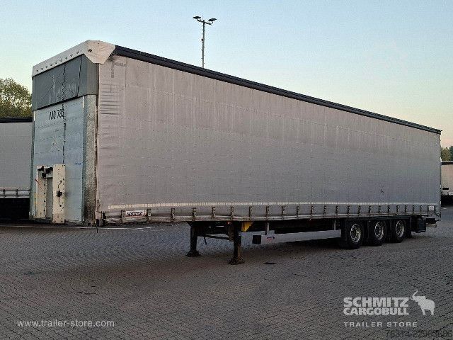 Otvorena poluprikolica s ceradom Schmitz Cargobull Curtainsider Mega Getränke