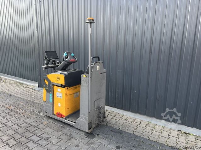 Vučni traktor Jungheinrich EZS130