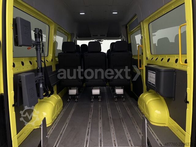 Minibús VW Crafter 35 Aut. *Rollstuhl-Rampe* 8-Sitze (5615)