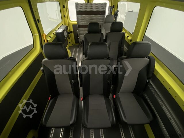 Minibús VW Crafter 35 Aut. *Rollstuhl-Rampe* 8-Sitze (5615)