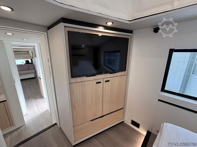 Τροχόσπιτο SCANIA S500  STX MOTORHOME GARAGE