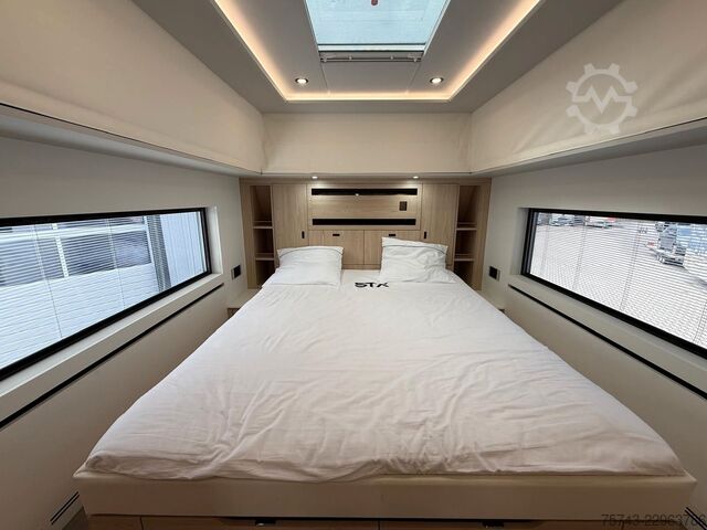 Τροχόσπιτο SCANIA S500  STX MOTORHOME GARAGE