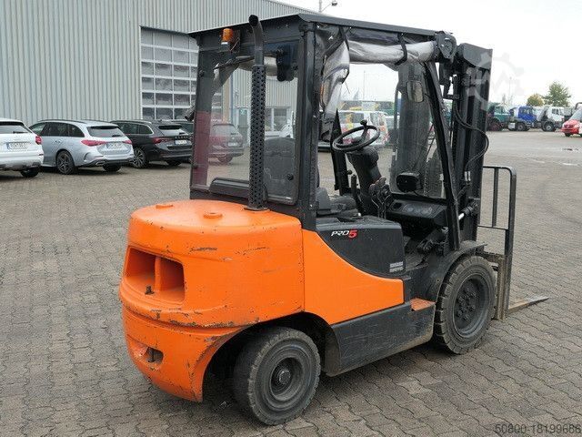 Voorlader vorkheftruck DOOSAN D35 C-5, 6m Hubhöhe, Freihub, 3,5to. Traglast