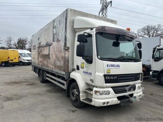 Tovorno vozilo s ravno platformo in ponjavo DAF LF 55 250 PLANE MIT LBW, E5
