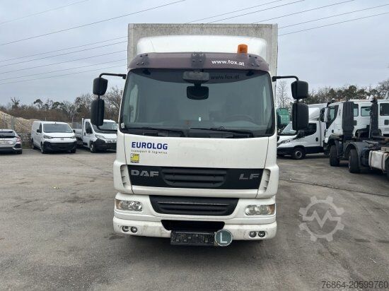 Tovorno vozilo s ravno platformo in ponjavo DAF LF 55 250 PLANE MIT LBW, E5