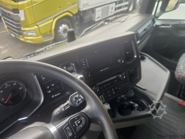 Standardni cestni vlačilec SCANIA R410