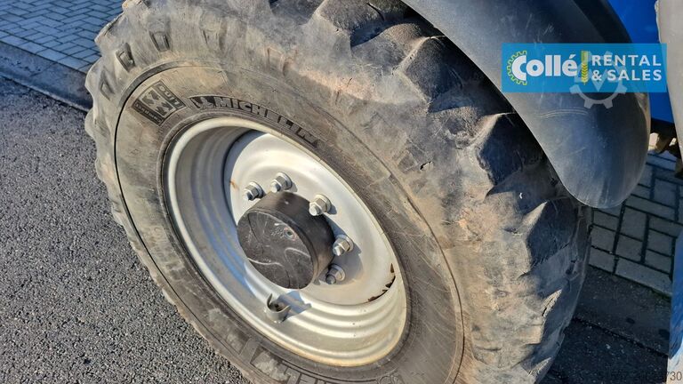 Pemuat teleskopik Manitou MT 932 | 2016