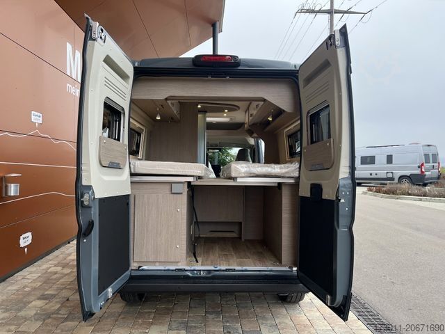 Xe cắm trại PÖSSL Roadstar 600 l - Citroen 140PS Automat 2026