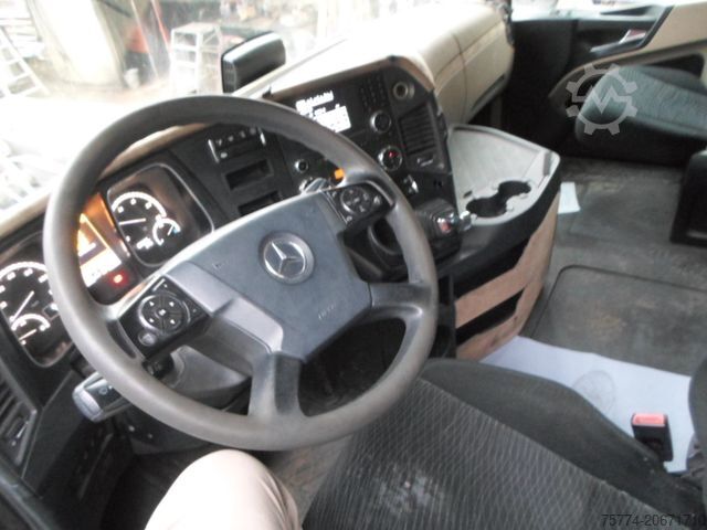 Đầu kéo tiêu chuẩn MERCEDES-BENZ 1848 LS/ BIG SPACE