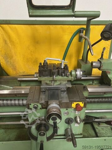 Metal lathe TOS GALANTA SUI 32A