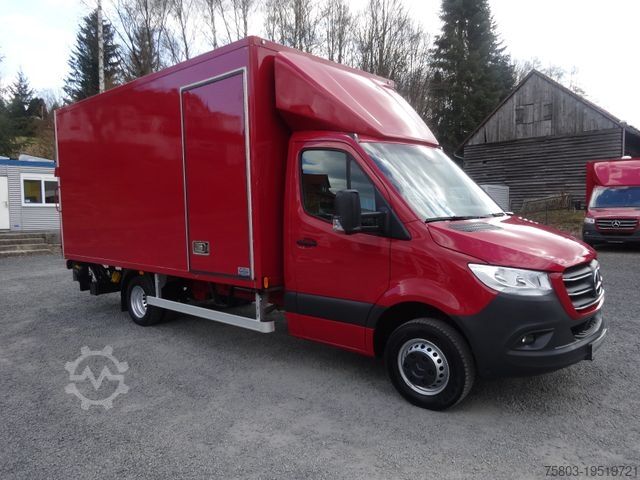Flokkbíll MERCEDES-BENZ 519 3.0 CDI V6 Sprinter Maxi Koffer LBW 1.Hand