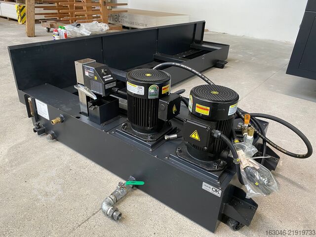Centro de torneado y fresado CNC DOOSAN Puma 2600SY II mit Siemens