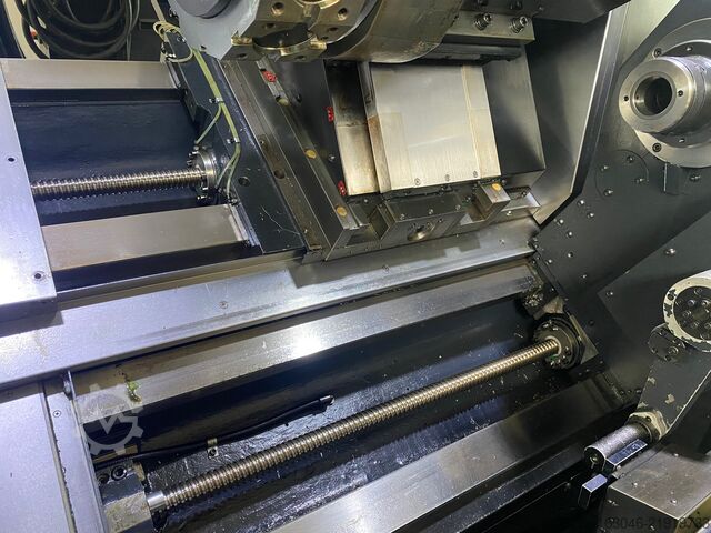 Centro de torneado y fresado CNC DOOSAN Puma 2600SY II mit Siemens