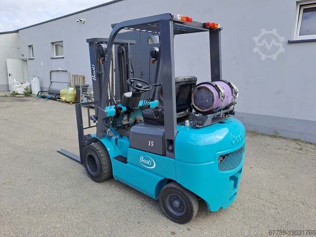 Газовий навантажувач 1500 кг, невеликий пробіг BAOLI 15 Engine NISSAN Japan