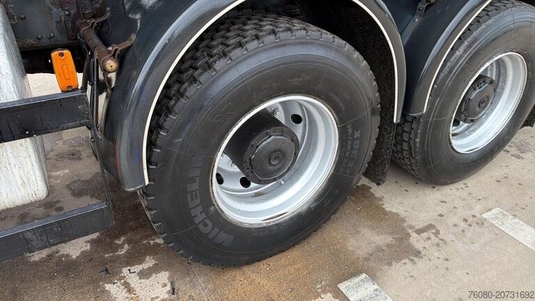 Sasis dengan kabin Mercedes-Benz actros 4140 (8X4 / EPS / CHASSIS 8M LONGEUR !! ...