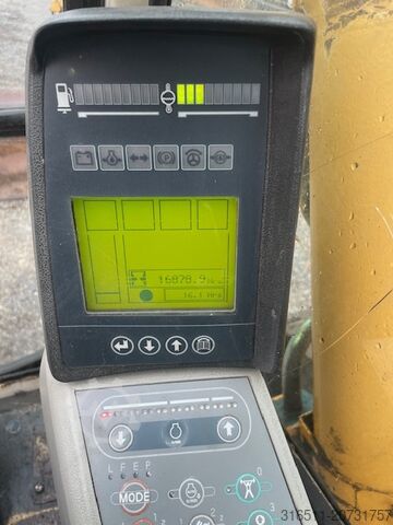 Kāpurķēžu ekskavators Liebherr R900C Litronic