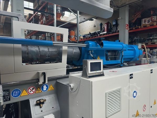 Máquina de moldeo por inyección Krauss Maffei KM 250-2000 CX Blue Power