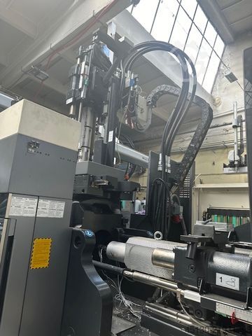 машина за шприцоване Engel Victory 330H/200V/140 combi Ecodrive