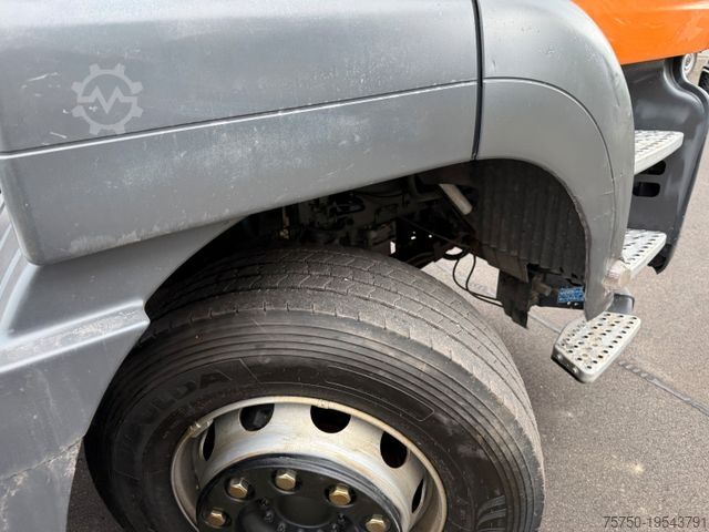 Șasiu de camion MAN TGS 32.360 8x2 Fahrgestell- 4 Achser