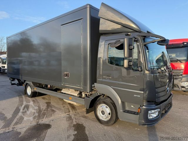 Transporter mit Koffer MERCEDES-BENZ ATEGO 818 L Koffer 7,30 m LBW 1 T*Seitentür