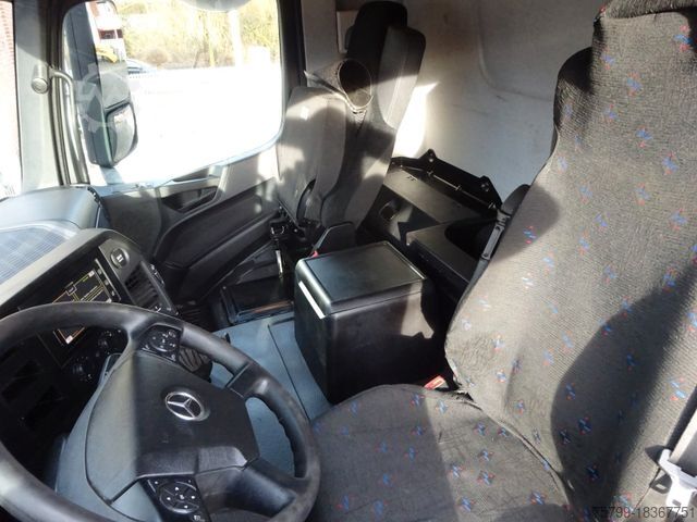 फ्लैटबेड ट्रक MERCEDES-BENZ 2648 Baustoffpritsche + PK 23001 TEC3 Kran