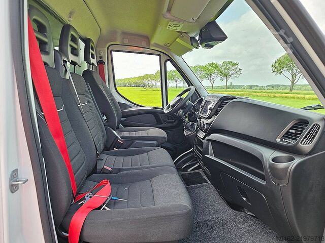 กระเป๋าเดินทาง IVECO DAILY 35C16 3.0L 160 LAADKLEP