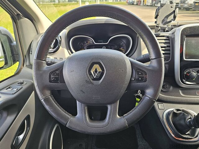 Carrinha de tejadilho alto RENAULT TRAFIC 1.6 DCI L2 2xZijdeur 140Pk !