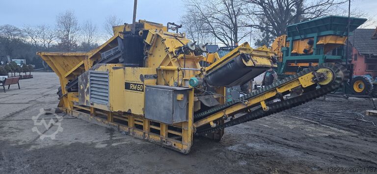 Tela-alustainen mobiili iskukumurskain Rubblemaster RM60 impact crusher