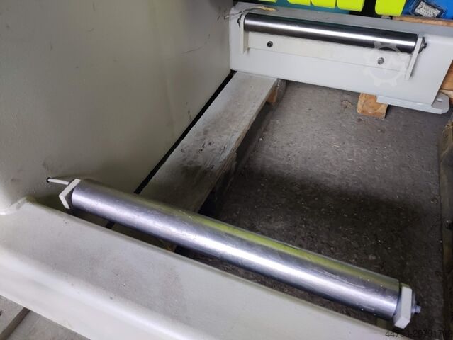 Liuskeen purkulaite Millutensil