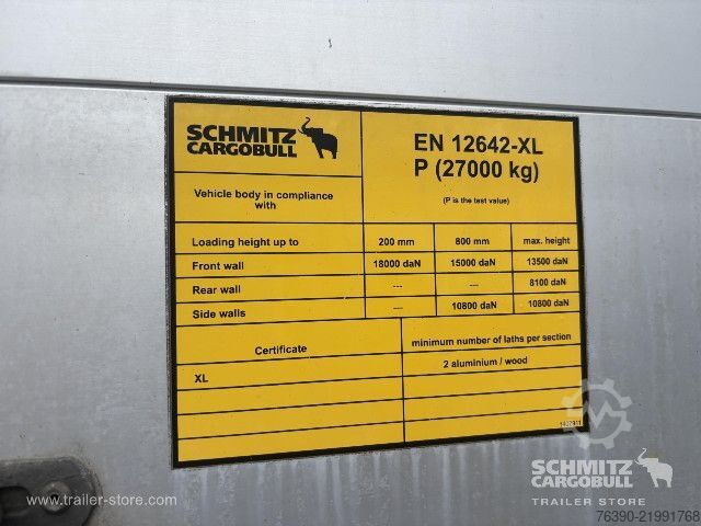 Treler separa terbuka dengan kanvas Schmitz Cargobull Semitrailer Curtainsider Standard
