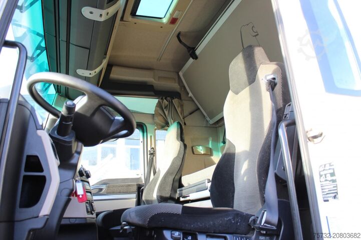 Standard trækkerunit MAN TGX 18.510 E6 XXL Retarder Kühlbox Navi VIN: LP