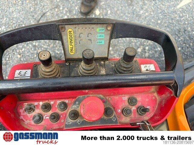 トラック搭載型クレーン Palfinger PK 42502-D, Funk