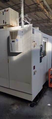 立形マシニングセンタ Stama MC325