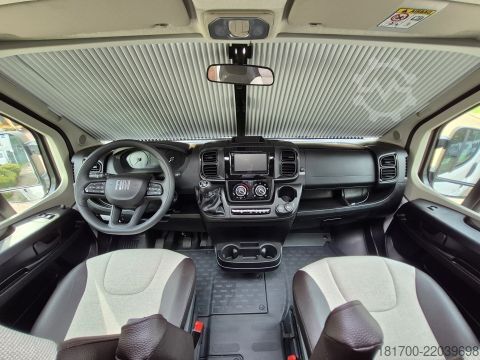 Caravana semiintegrada Weinsberg CaraCompact 600 MEG EDITION [PEPPER] *TraumMobil*opt. Autark e*