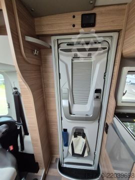 Caravana semiintegrada Weinsberg CaraCompact 600 MEG EDITION [PEPPER] *TraumMobil*opt. Autark e*