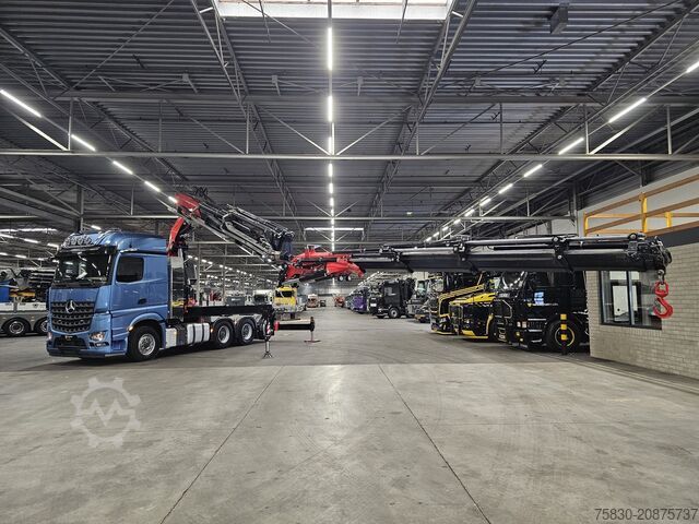 Venjulegur SZM Mercedes-Benz 3353 8x6 / FASSI 71  T/M + JIB / CRANE / KRAN