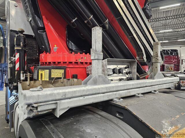 Venjulegur SZM Mercedes-Benz 3353 8x6 / FASSI 71  T/M + JIB / CRANE / KRAN