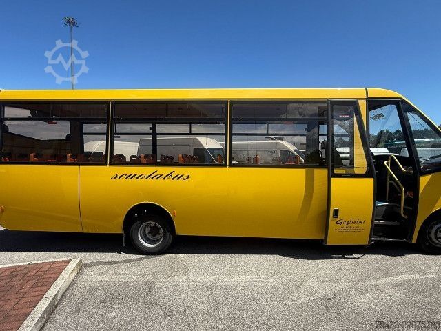 Autobus IVECO 65C18 CACCIAMALI