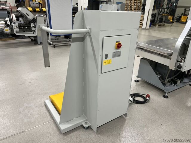 積み重ねエレベーター Busch HL 110